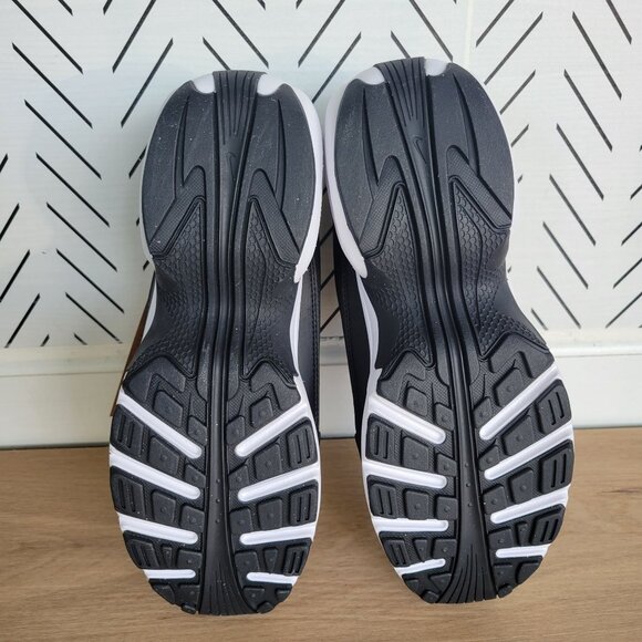 ✨✨Nike Air Max Portal Sz 10 Women Shoes Athletic Sneakers Black White HF3053-001 - Picture 6 of 11